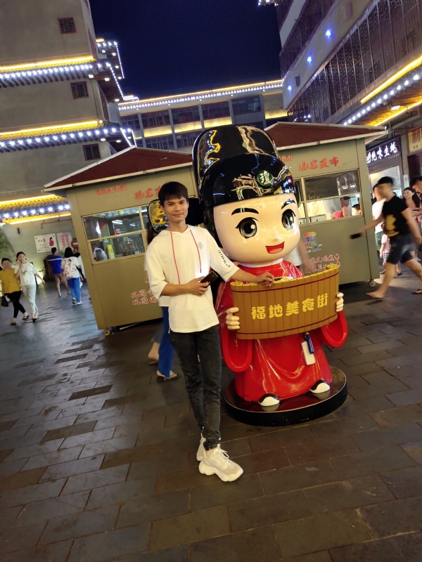 圆嘟嘟的瘦子的第一张照片--保定相亲服务中心