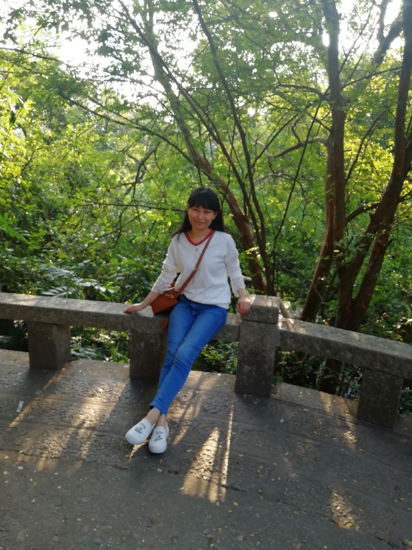 夏陌的第一张照片--保定相亲服务中心