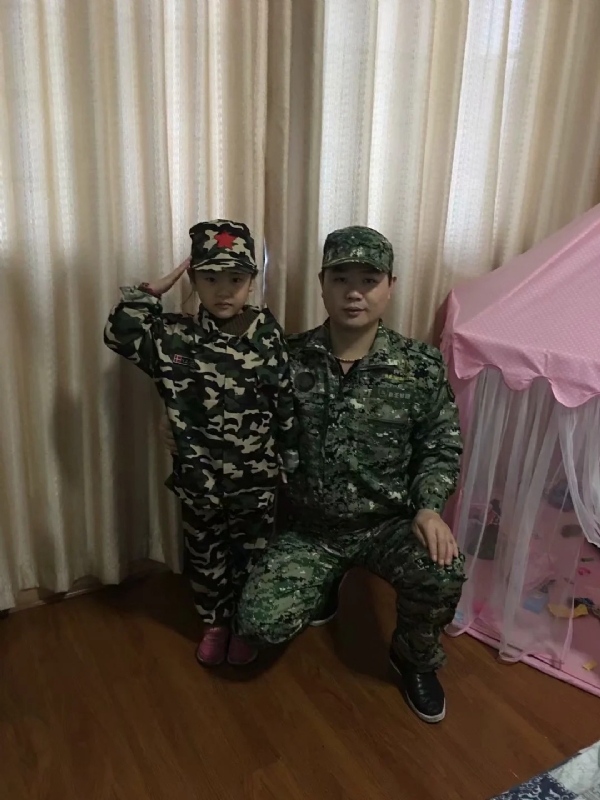 俗人的第一张照片--保定相亲服务中心