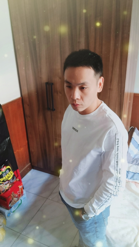 没有蜡笔的小航的第三张照片--保定相亲服务中心