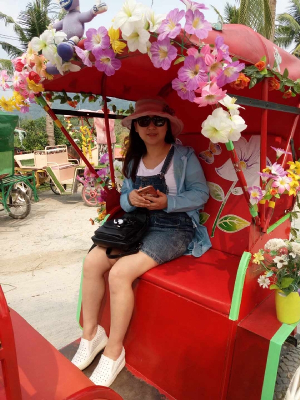 雨纷纷的第一张照片--保定相亲服务中心