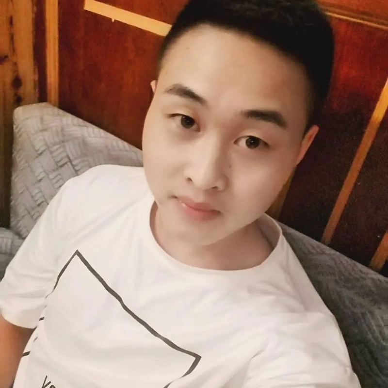 娃娃脸小爸爸的第二张照片--保定相亲服务中心