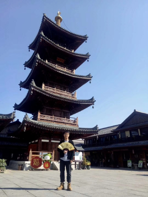 流浪共和的第二张照片--保定相亲服务中心