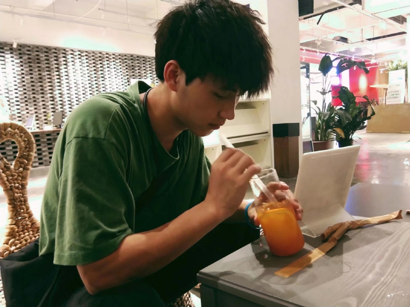 一花一世界的第二张照片--保定相亲服务中心