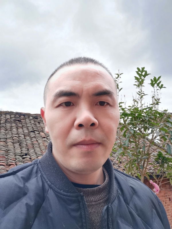 无悔的第一张照片--保定相亲服务中心