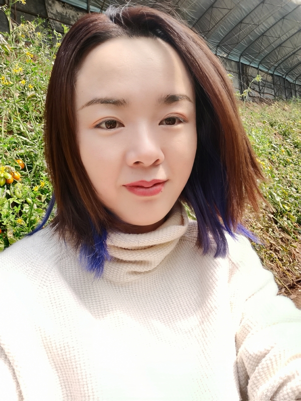 欣欣向荣的第一张照片--保定相亲服务中心