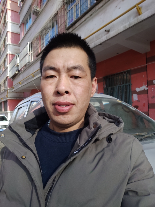 华哥的第一张照片--保定相亲服务中心