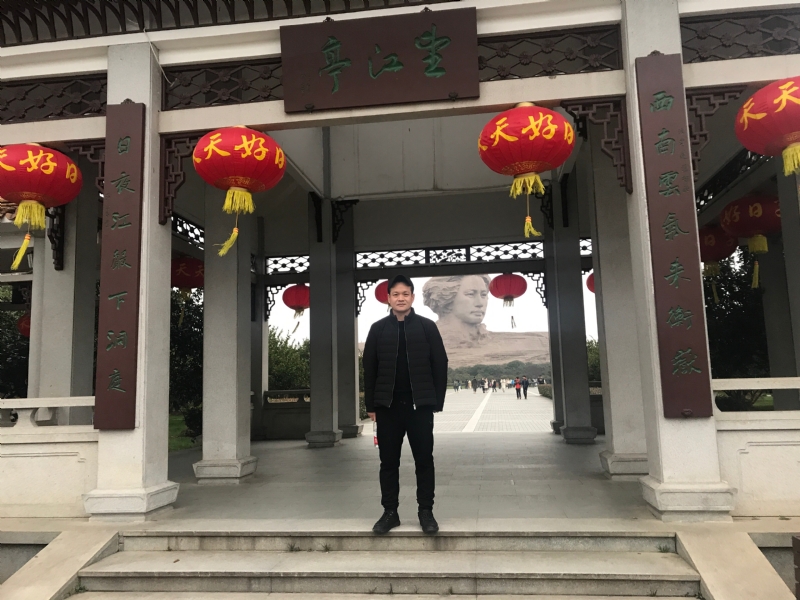 风继续吹的第一张照片--保定相亲服务中心