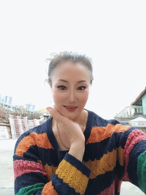 燕子的第四张照片--保定相亲服务中心