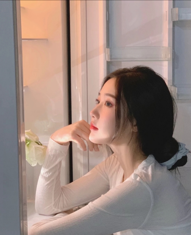 風吹過臉頰的第一张照片--保定相亲服务中心