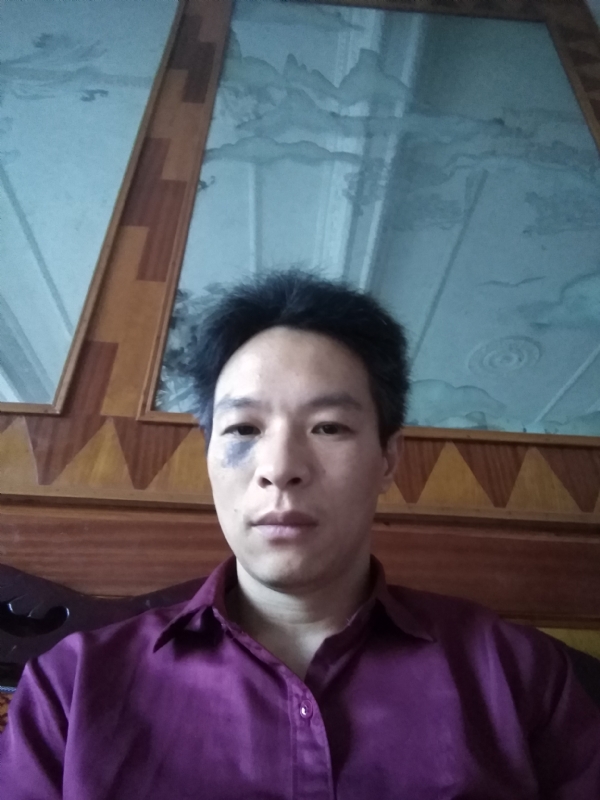 风中落叶的第一张照片--保定相亲服务中心