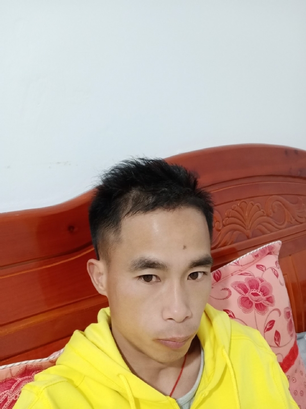 小biu崽的第一张照片--保定相亲服务中心