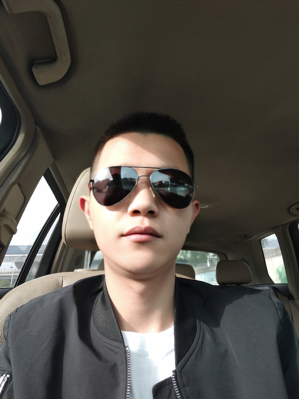 葛先生的第一张照片--保定相亲服务中心