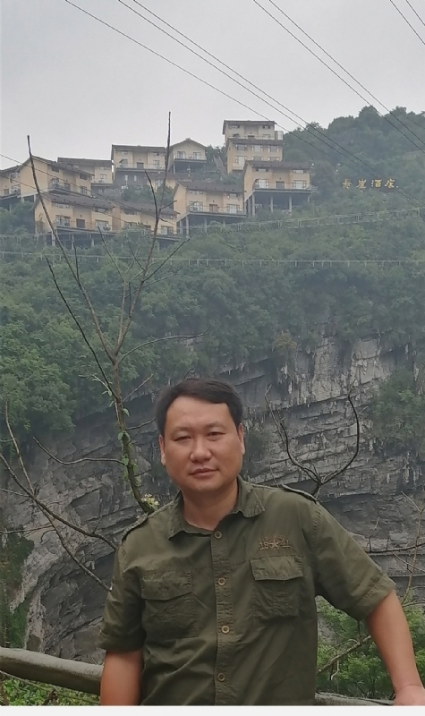 迷彩人生的第一张照片--保定相亲服务中心