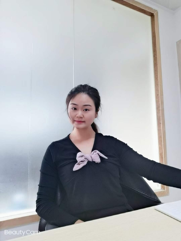 美美在深的第一张照片--保定相亲服务中心