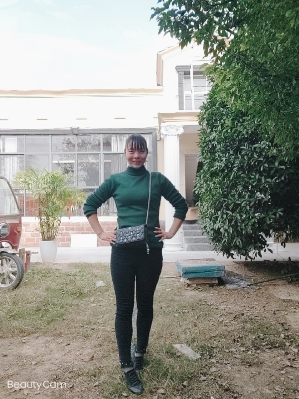 魏沐阳子的第一张照片--保定相亲服务中心