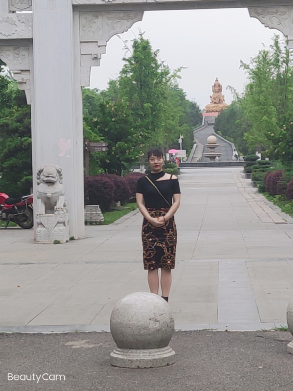 魏沐阳子的第三张照片--保定相亲服务中心