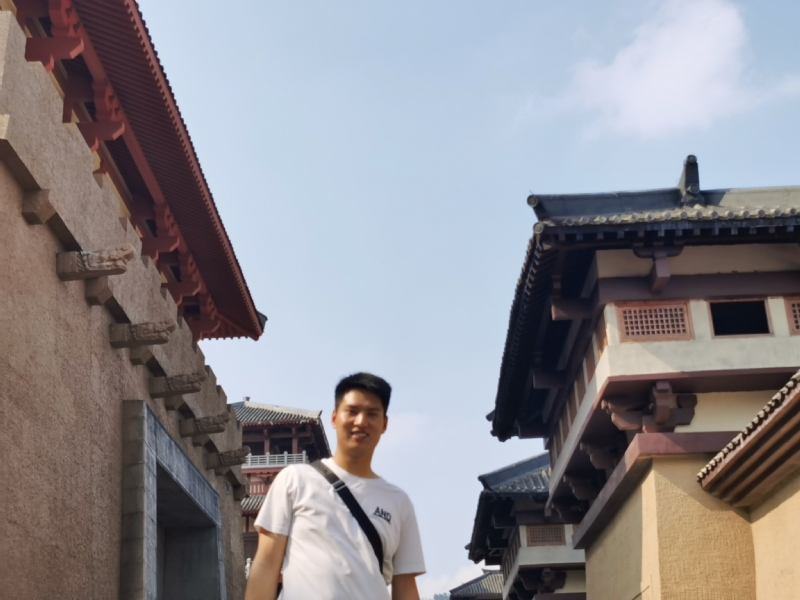 咸鱼不闲的第二张照片--保定相亲服务中心