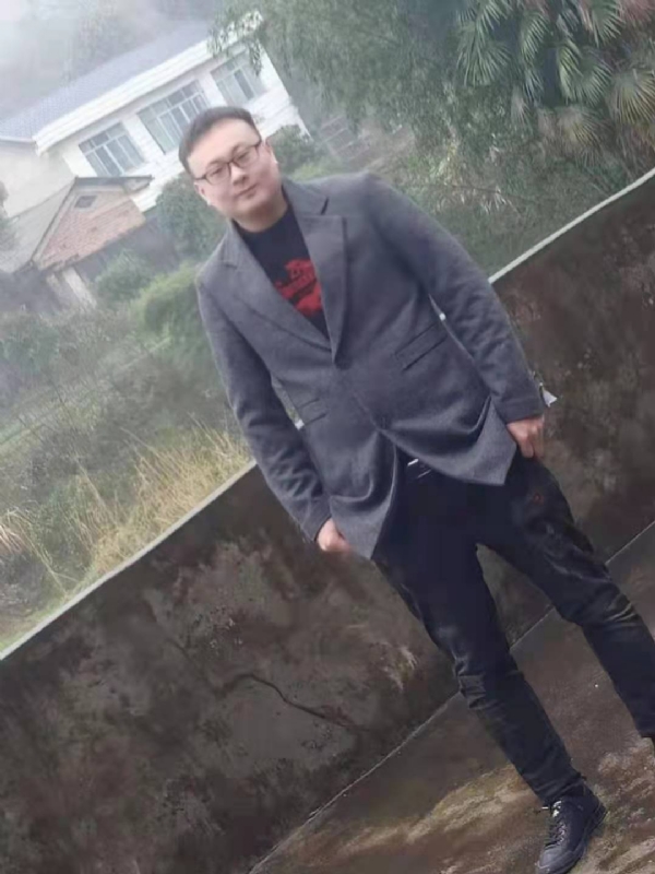 冰城的第一张照片--保定相亲服务中心