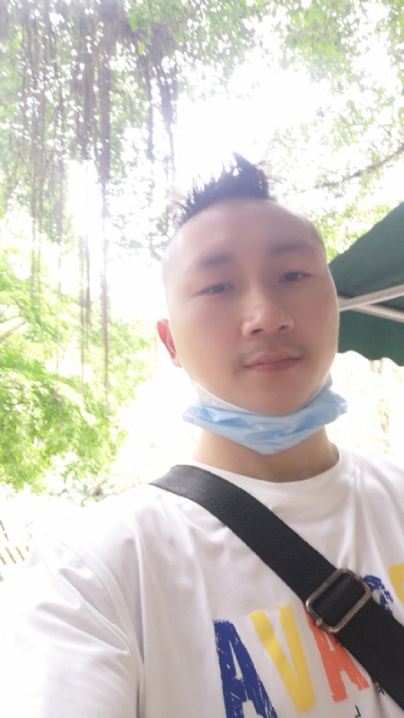 守望幸福的第一张照片--保定相亲服务中心