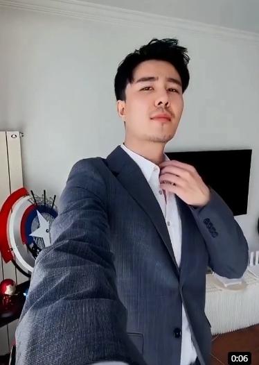 孤獨一郎的第一张照片--保定相亲服务中心