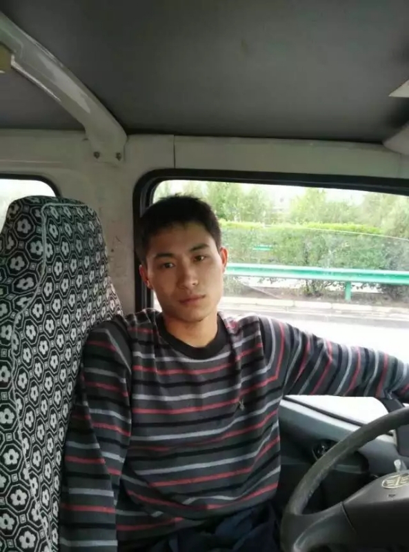 桦树林的第一张照片--保定相亲服务中心