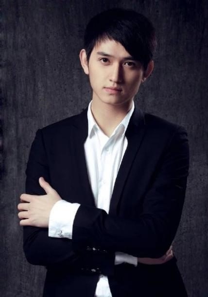 夏天的第一张照片--保定相亲服务中心