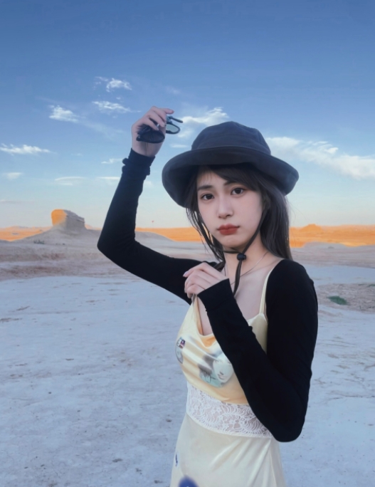 英姐的第一张照片--保定相亲服务中心