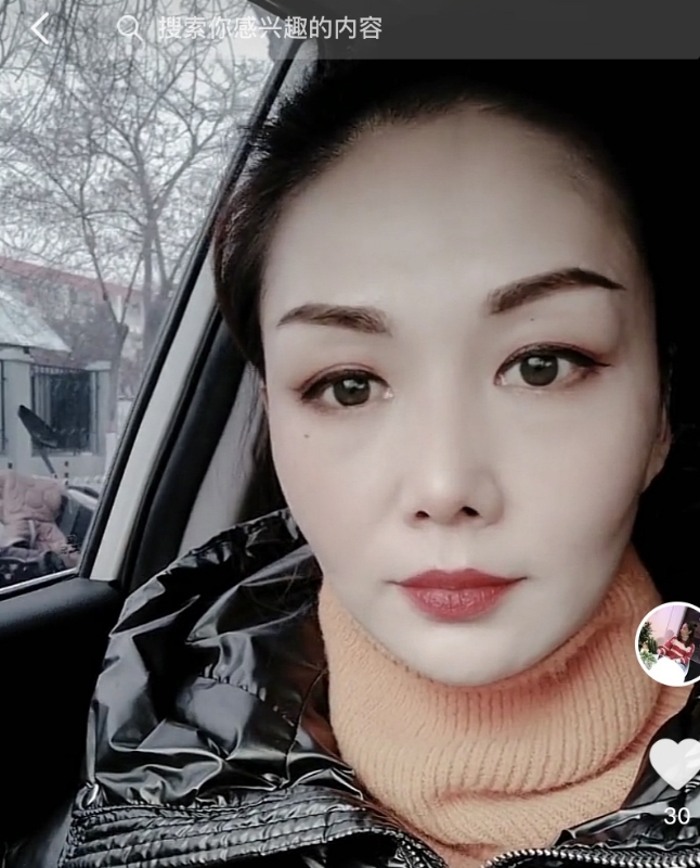 蔷薇的第一张照片--保定相亲服务中心