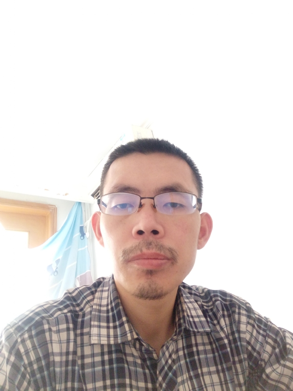 芳华的第一张照片--保定相亲服务中心