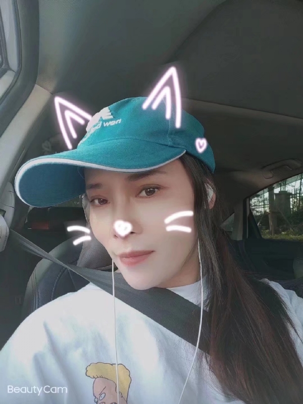 水瓶座的第二张照片--保定相亲服务中心