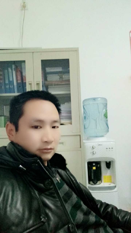 蓝色棒棒糖的第一张照片--保定相亲服务中心