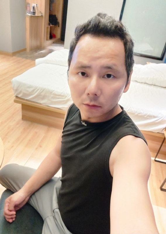 爱远的要命的第一张照片--保定相亲服务中心