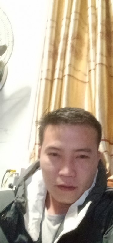 一个人的烟火的第一张照片--保定相亲服务中心