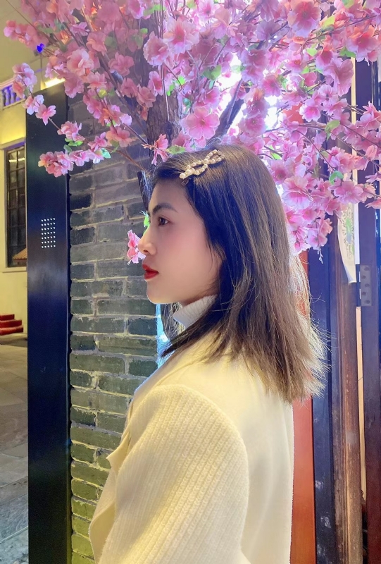 大眼妹的第一张照片--保定相亲服务中心