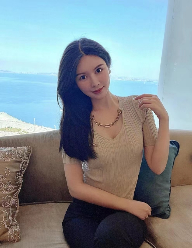 李芷晴的第一张照片--保定相亲服务中心