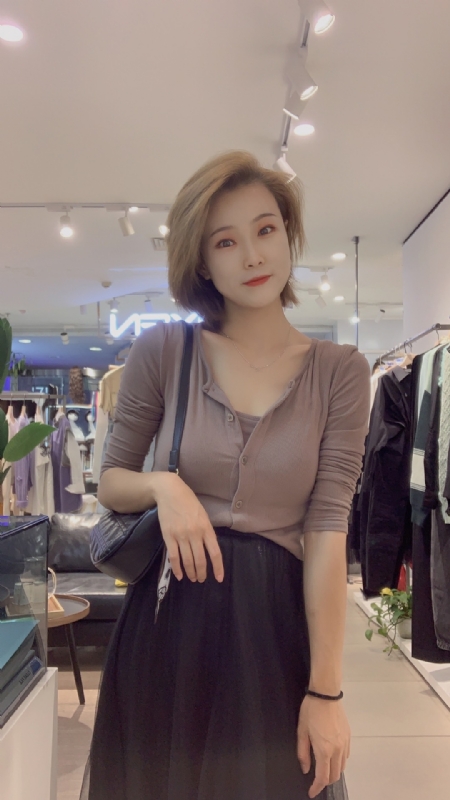 大婷子的第一张照片--保定相亲服务中心