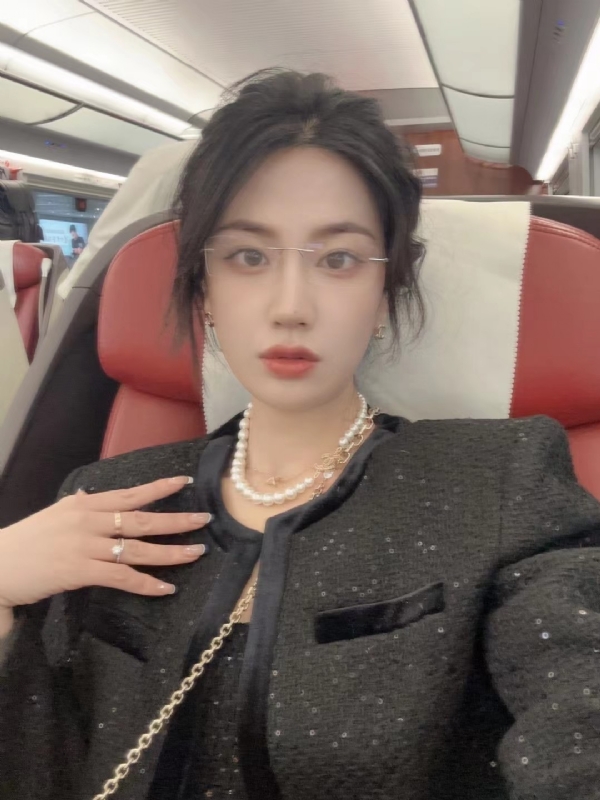 Alma的第三张照片--保定相亲服务中心