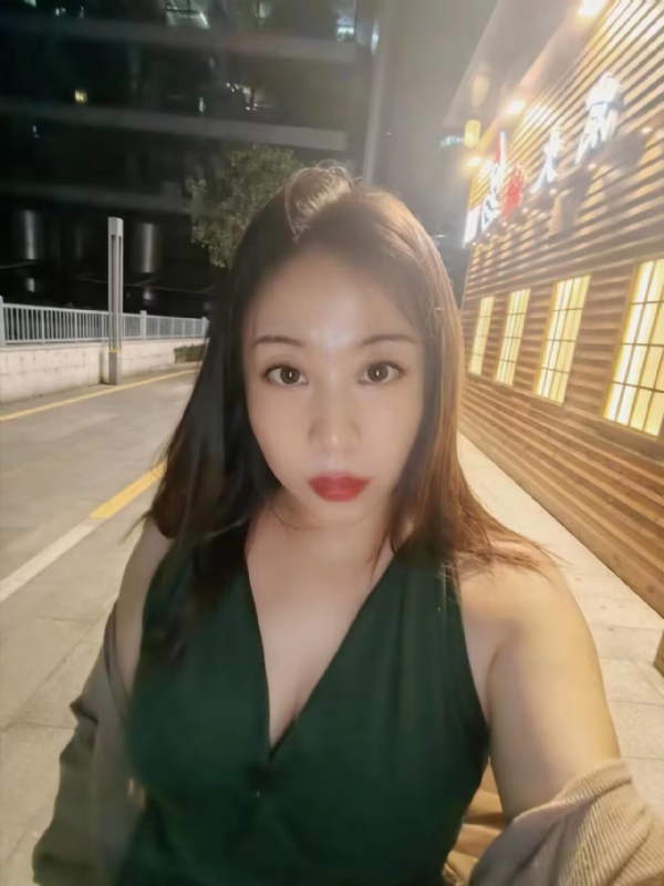 叶子青青的第三张照片--保定相亲服务中心