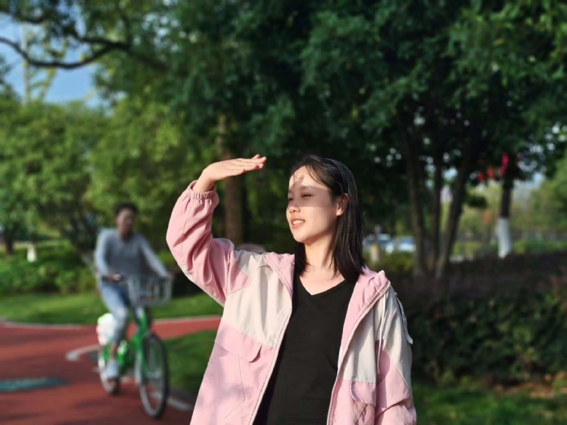 达拉崩吧的第一张照片--保定相亲服务中心