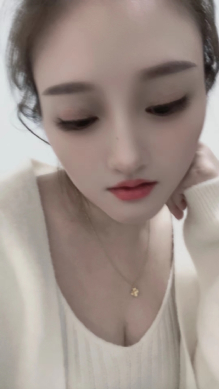 不倾城的第一张照片--保定相亲服务中心