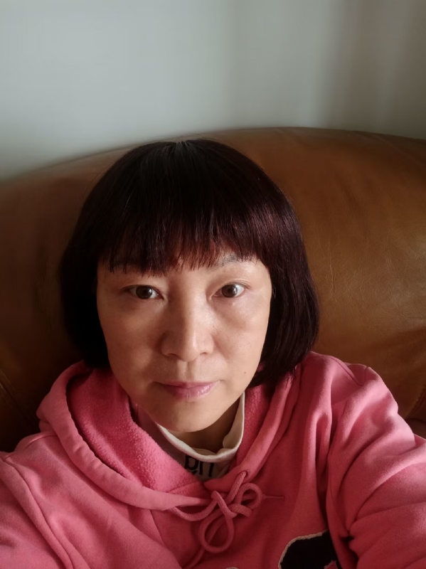 红玫瑰的第一张照片--保定相亲服务中心