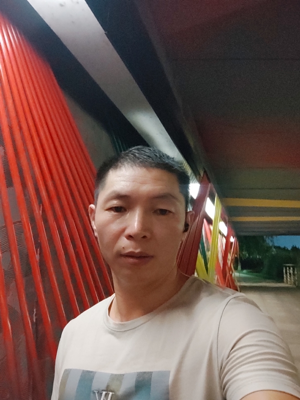 夜猫的第一张照片--保定相亲服务中心