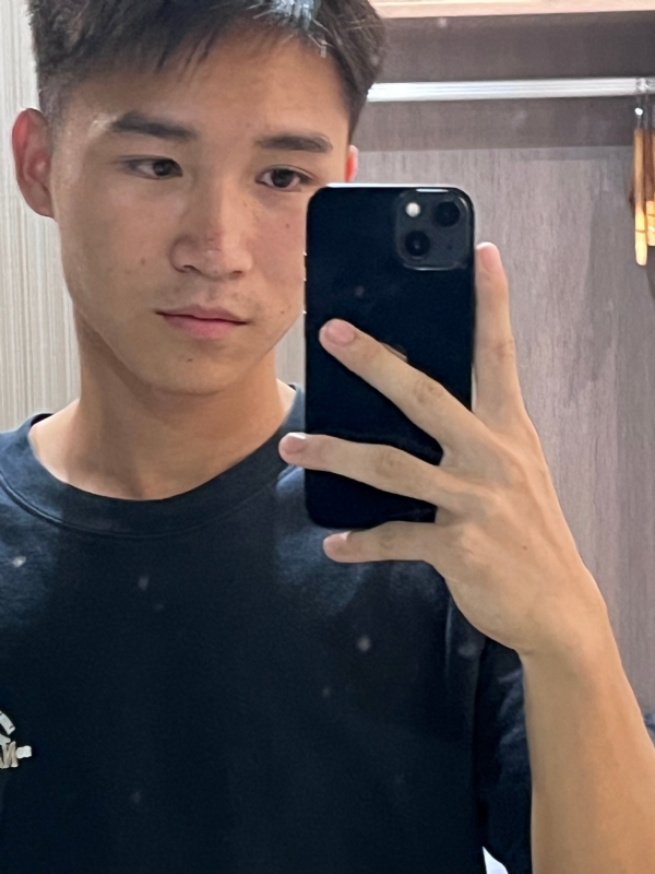 画家的第二张照片--保定相亲服务中心