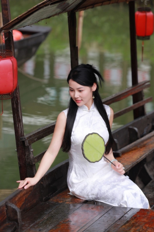 小慧的第二张照片--保定相亲服务中心