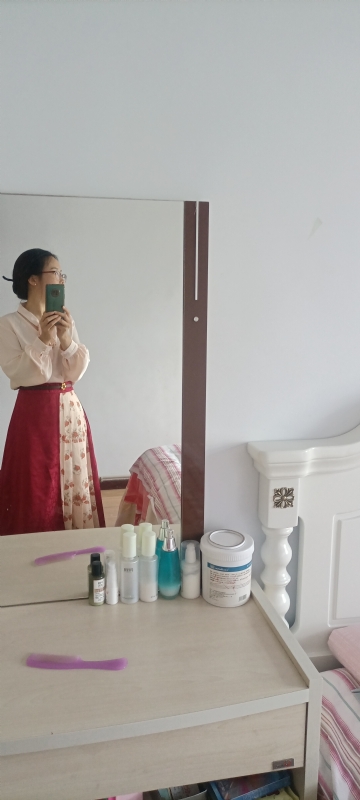 伊落梅雪笺的第一张照片--保定相亲服务中心