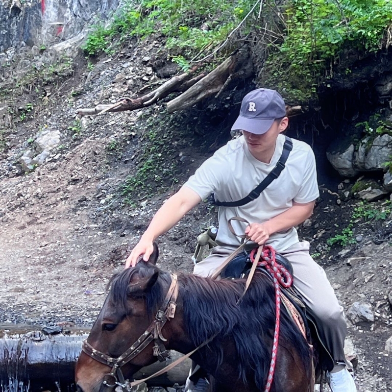 蓦然回首的第二张照片--保定相亲服务中心