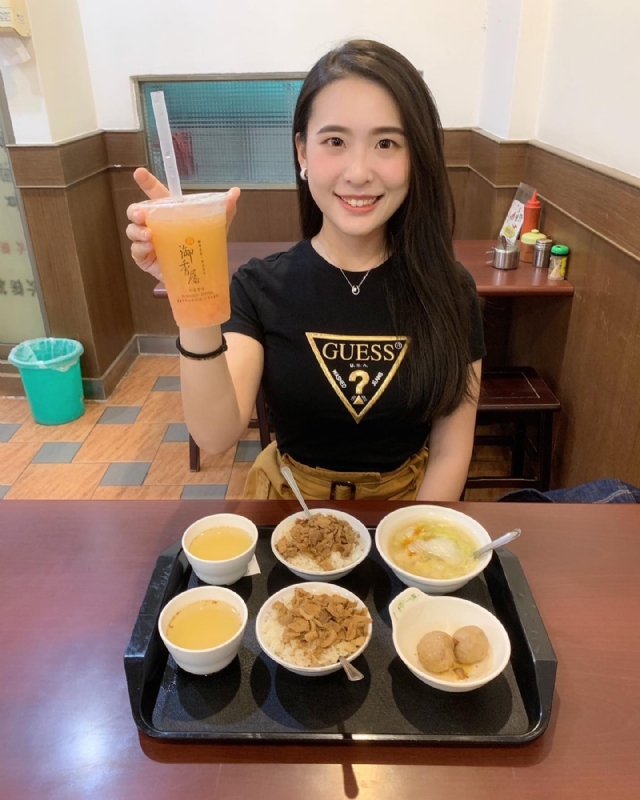 涵涵的第一张照片--保定相亲服务中心