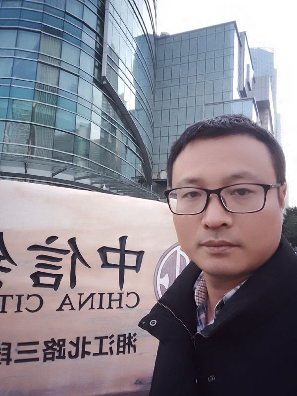 晚秋的第一张照片--保定相亲服务中心