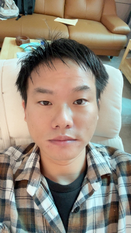 向日葵的第一张照片--保定相亲服务中心